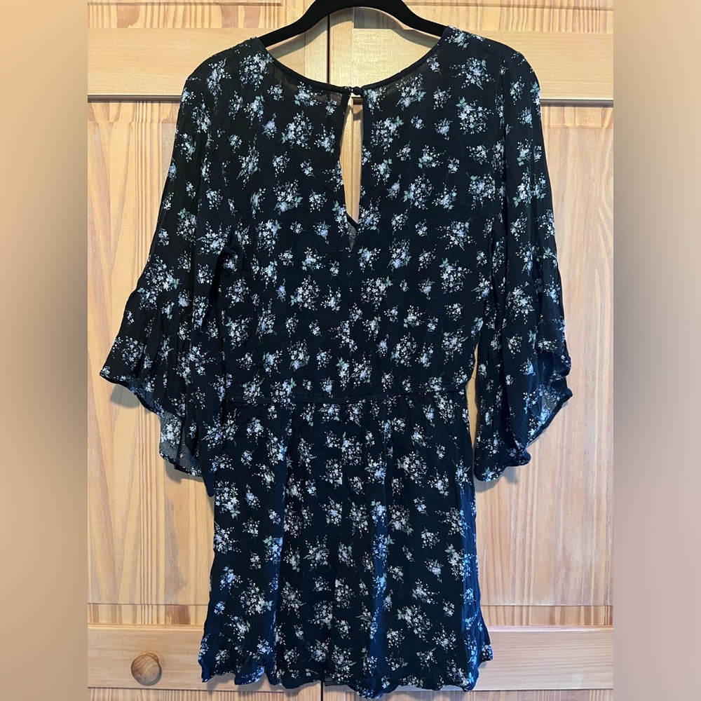 American Eagle black and white romper size small